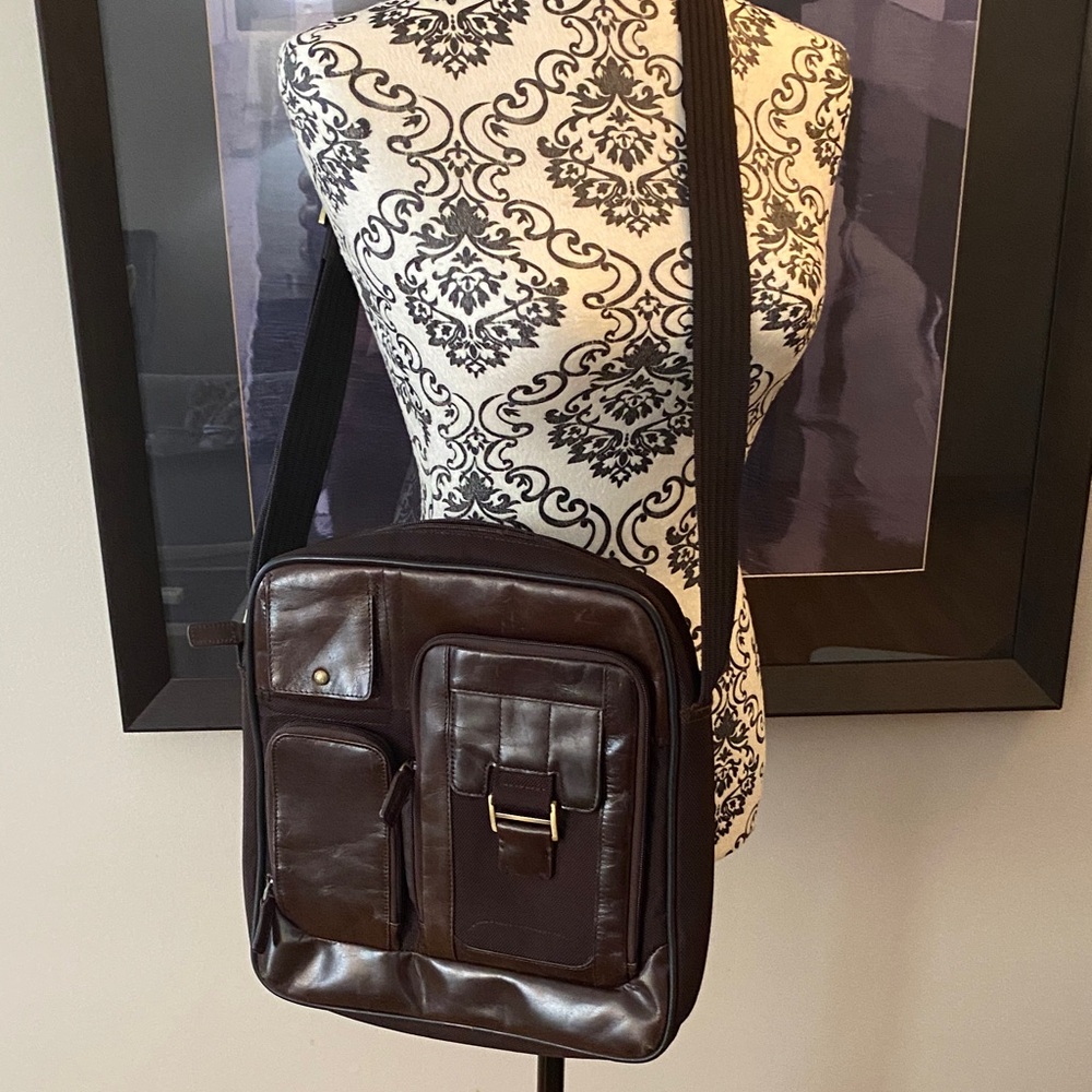 Danier Dark Brown Leather Messenger Bag